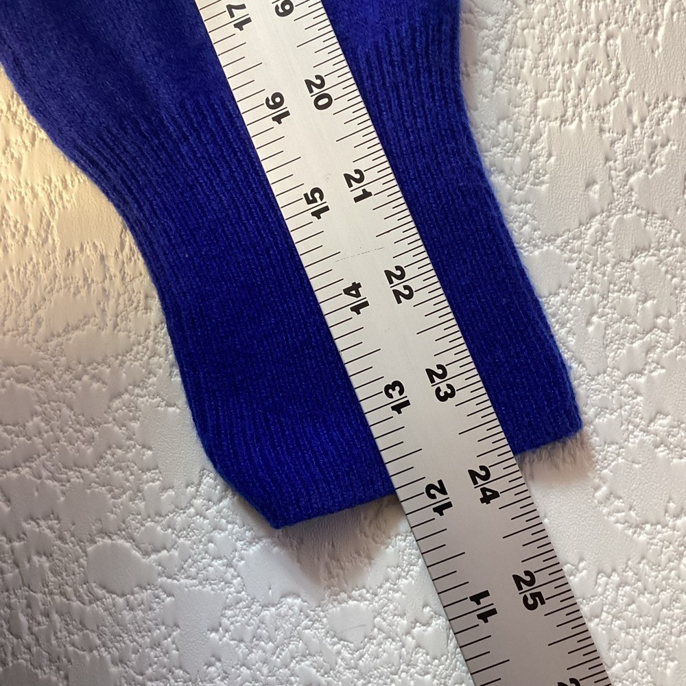 Halogen Royal‎ Blue V Neck 100% Cashmere Pullover Sweater Large - Picture 7 of 9